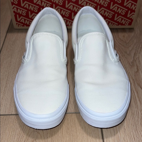 Vans Classic White Slip-On Shoes (Unisex) US Men’s 10.5 / US Women’s 12 - Picture 3 of 16